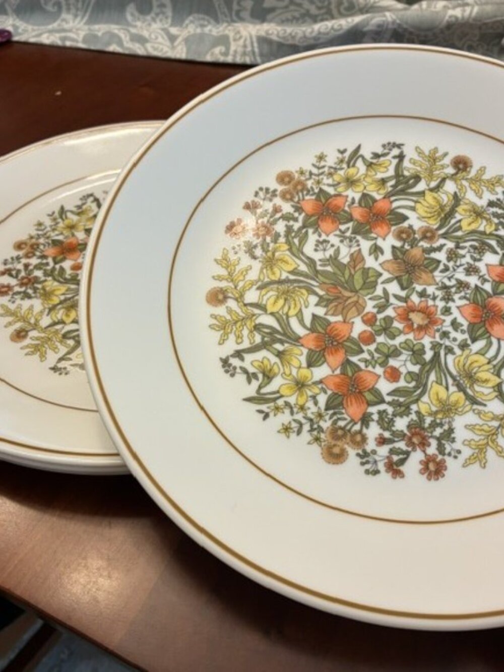 Set Of 4 Vintage Corning Corelle Indian Summer 10 ¼” Dinner Plates Floral White